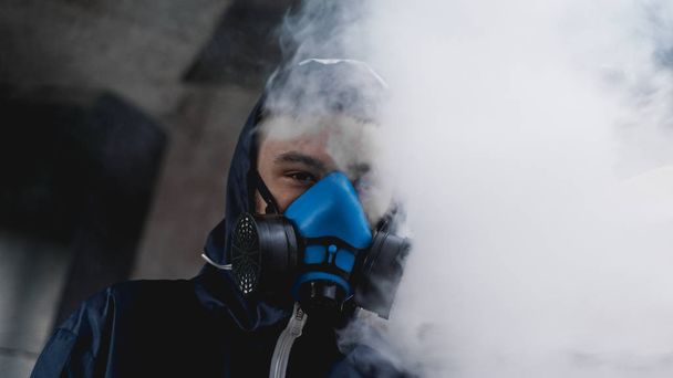 Zehirli gaz için koruma respiratör yarım maske - Fotoğraf, Görsel