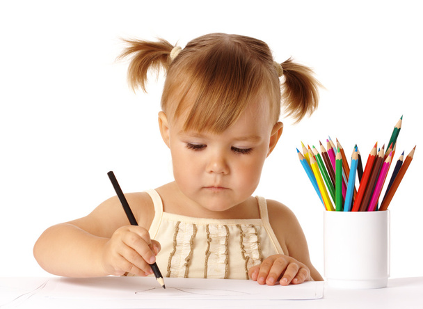 Cute preschooler focused on drawing - Zdjęcie, obraz