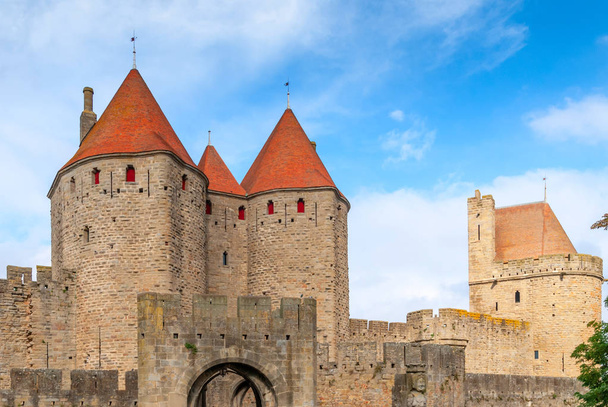 Középkori vár Carcassonne, Aude, Occitanie, Franciaország - Fotó, kép