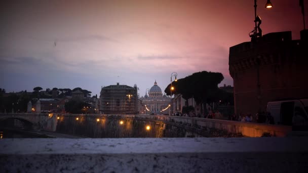 Dusk view of the Papal Basilica of Saint Peter in the Vatican (Basilica Papale di San Pietro in Vaticano) - Footage, Video