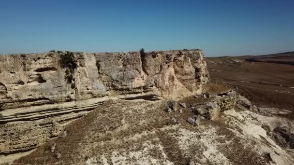 White Rock es un acantilado en Crimea, Rusia. Vista aérea. - Metraje, vídeo