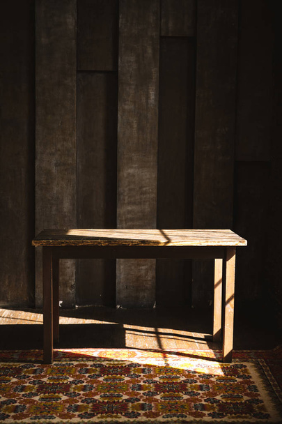 old wooden empty table  - Foto, afbeelding