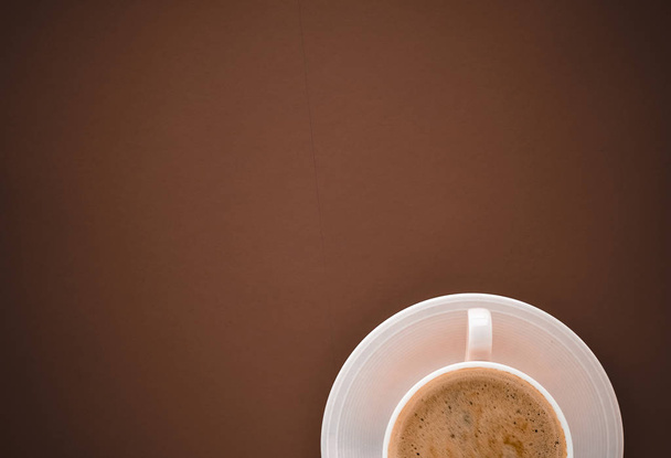 Kuppi kuumaa kahvia aamiaiseksi juoma, flatlay kupit ruskea takaisin
 - Valokuva, kuva