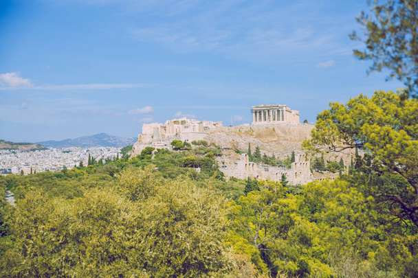 Cidade Atenas, Grécia República. Acrópole e montanha. Set 11 201
 - Foto, Imagem