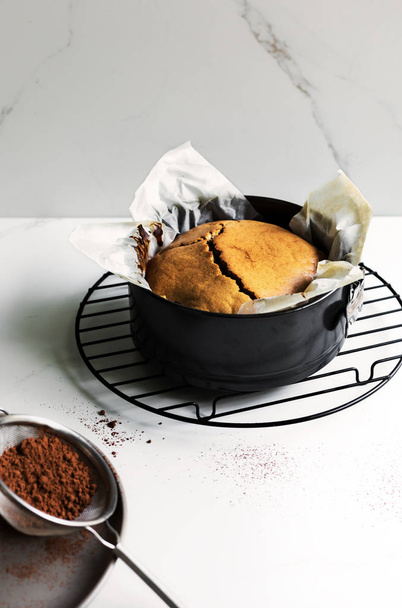 Домашній кавовий торт на сковороді
 - Фото, зображення