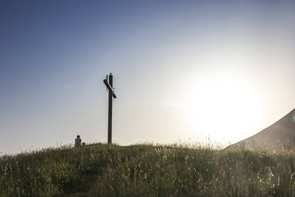 Cross on the hill above the Sanctuary of La Salette in the Frenc - Foto, Bild