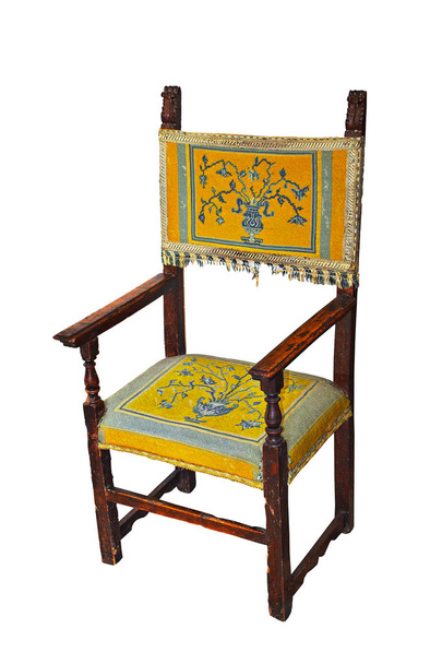 traditionele oude stoel op wit - Foto, afbeelding