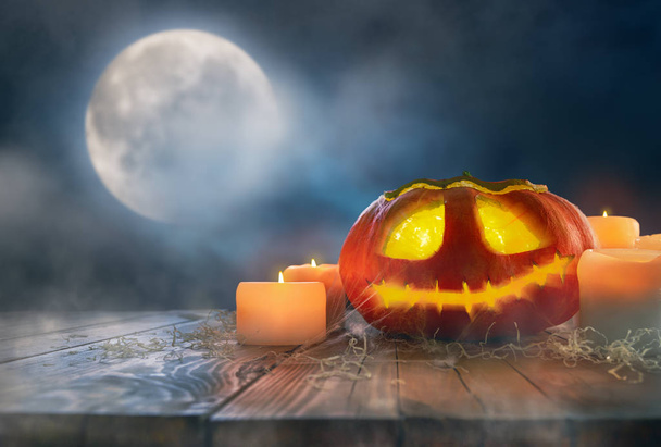 Pumpkin on wooden table - Foto, imagen
