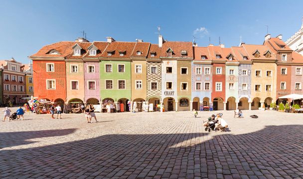 Poznan. Pologne. Place de la Vieille Ville un jour d'été. Août 2019
 - Photo, image