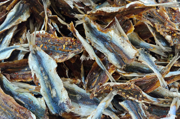 Pesce secco in vendita in un mercato aperto, isola di Phu Quoc, Vietnam
 - Foto, immagini