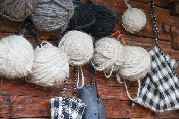 Lana tradicional tejer fondo rústico
 - Foto, imagen