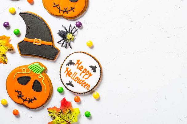 Soubory cookie perník Halloween - dýně, duchové, čarodějnice klobouk, číslo spid - Fotografie, Obrázek