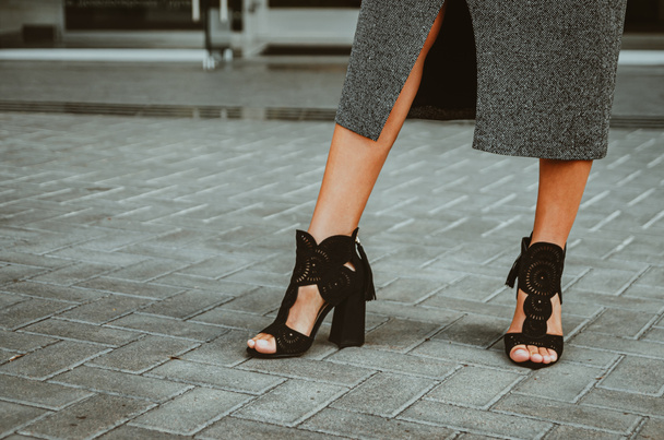 Beautiful female legs in lace high-heeled shoes. Street style, h - Φωτογραφία, εικόνα