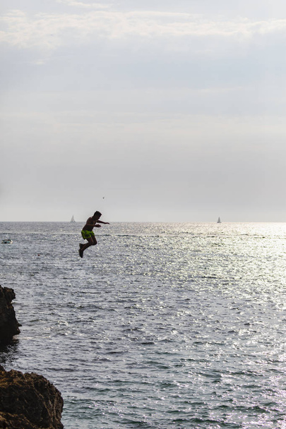 12-Septiembre 2019.Isla Mallorca, vista a un mar mediterráneo
,  - Foto, Imagen