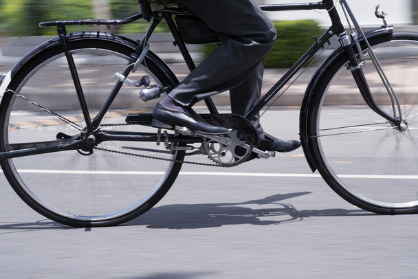 езда на велосипеде
 - Фото, изображение
