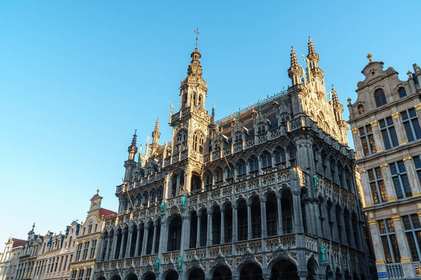 Brussels, Belgium - 21.01.2019: Grand Place (Grote Markt) with T - 写真・画像