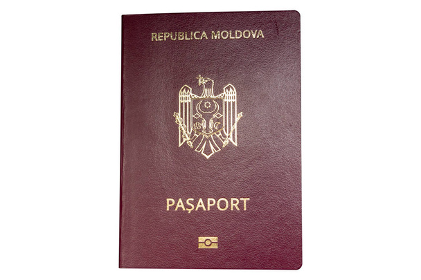 A Moldovai Köztársaság polgárainak vörös biometrikus útlevele - Fotó, kép