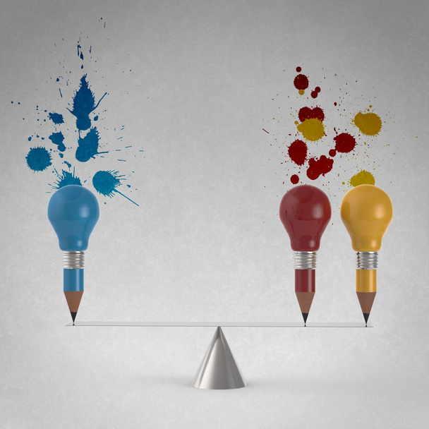 valse evenwicht van potlood lightbulb en plons kleuren achtergrond - Foto, afbeelding
