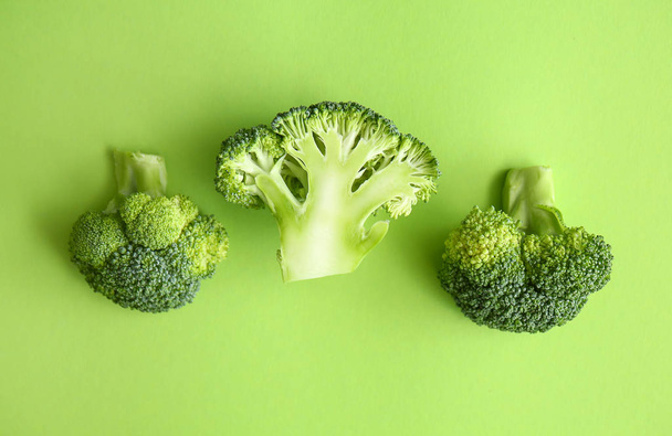 Fresh broccoli cabbage on color background - Fotografie, Obrázek