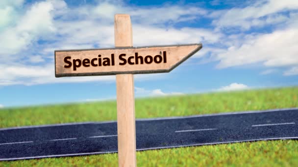 Вуличний знак шлях до спеціальної школи
 - Кадри, відео