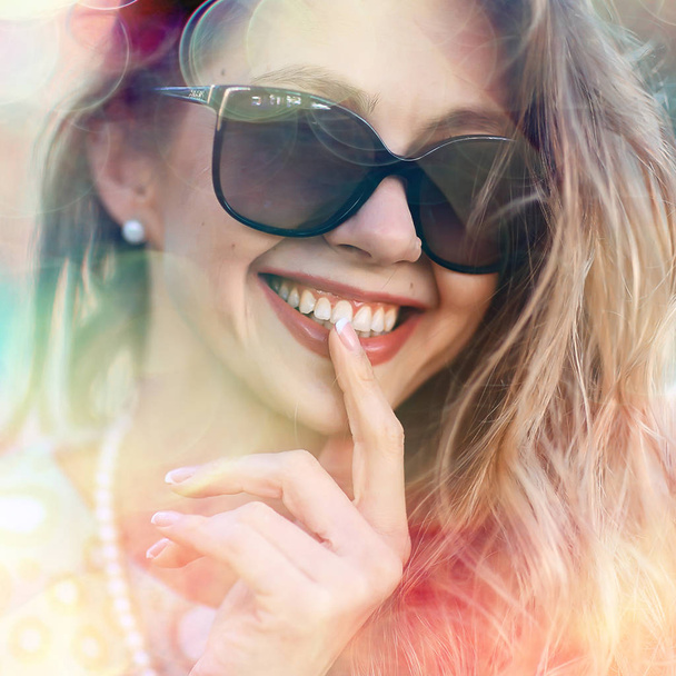 cheerful blonde in sunglasses / young beautiful girl, sunglasses, woman summer look - Zdjęcie, obraz