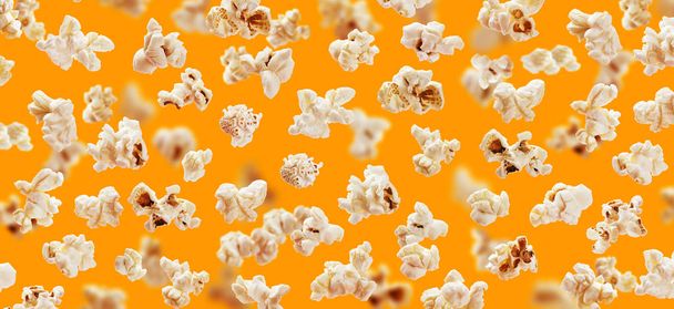 Popcorn seamless pattern. Popcorn on yellow color background - Photo, Image