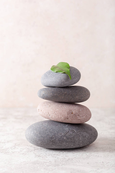 lázeňské kameny masáž relaxace - Fotografie, Obrázek