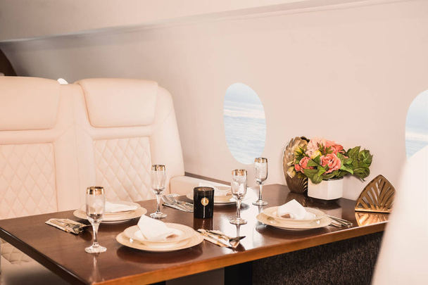 nobody in the cabin of a business class airplane  comfortable luxury travel - Foto, immagini