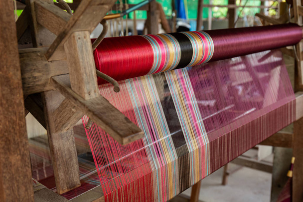 タイの絹糸はカラフルです. - 写真・画像