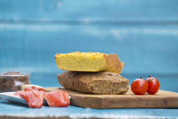 Mandula liszt kenyér és a kókusz Liszt kenyér  - Fotó, kép