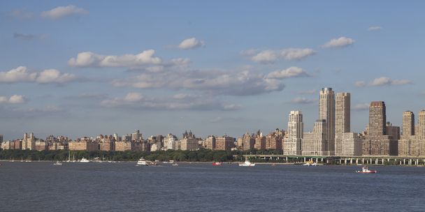 Manhattan (New York City) seen from the Hudson River (United States of America) - Photo, Image