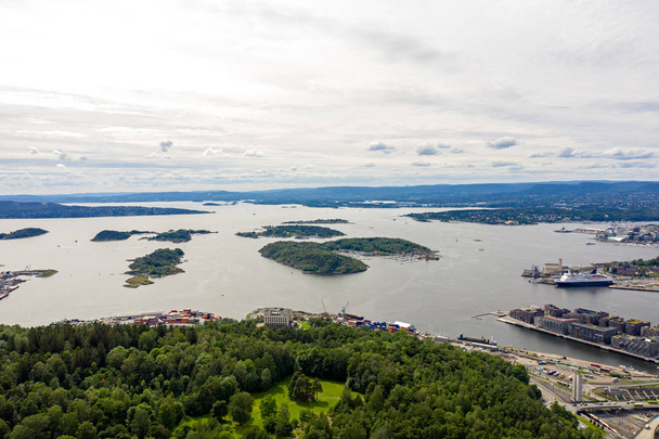 Осло, Норвегія. Фьорд Осло з повітря - Фото, зображення