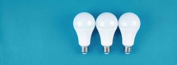 Energiesparende und umweltfreundliche LED-Glühbirnen - Foto, Bild