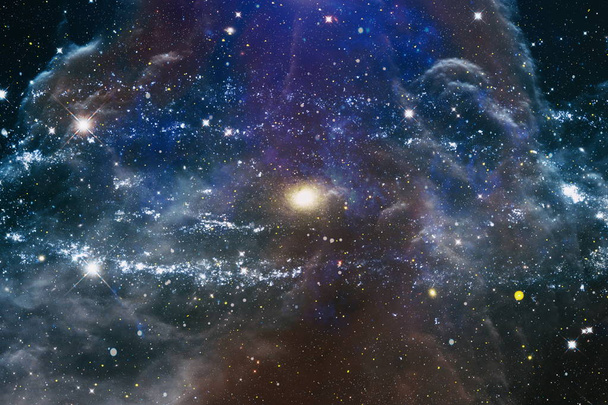 Derin uzayda sarmal galaksi. Gezegen ve galaksinin yıldızları serbest uzayda. Renkli nebula ve evrendeki açık yıldız kümesi. Bu görüntünün elementleri NASA tarafından desteklenmektedir. - Fotoğraf, Görsel