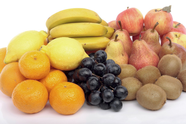 επιλογή φρούτα απομονωθεί σε λευκό - Φωτογραφία, εικόνα
