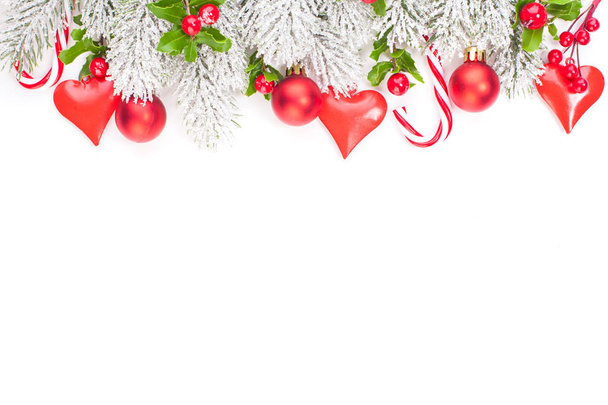 Kerst Garland grens op witte achtergrond - Foto, afbeelding