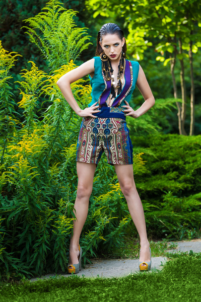 Beautiful brunette woman outdoors - Valokuva, kuva