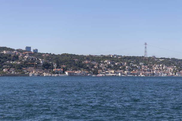 Panorama from Bosporus to city of Istanbul - Foto, Imagem