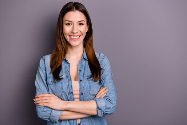 Portrait of positive confident cool lady true freelancer ready to work freelance wear denim jeans clothes isolated over grey color background - Zdjęcie, obraz