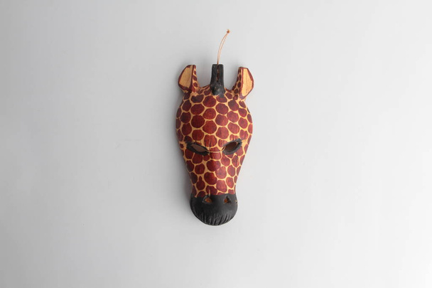 giraffe carved on piece of wood - Foto, Imagem
