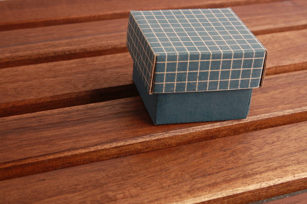 small blue cardboard box - 写真・画像