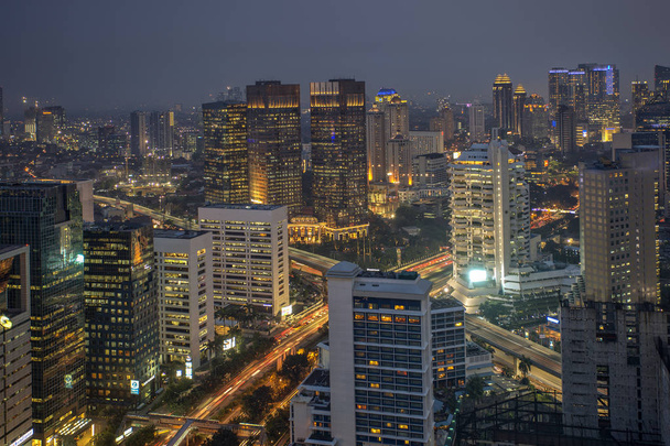 Jakarta è ufficialmente la capitale speciale di Jakarta, è la capitale dell'Indonesia. Jakarta è il centro di economia, cultura e politica dell'Indonesia
. - Foto, immagini