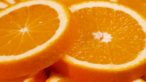 Marco shot of orange fruit and rotate.Close up flesh citrus orange. Nature background. - Filmagem, Vídeo