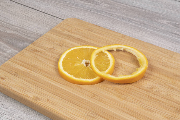Orange slice and peel - Foto, Imagen