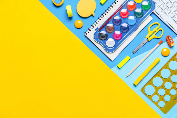 Colorful stationary in concept creative school work - Foto, afbeelding