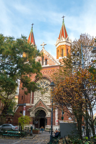 Belle église en brique à Budapest, Hongrie. Religion
. - Photo, image