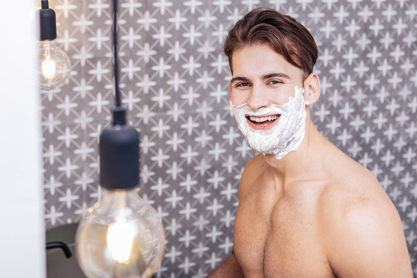 Cheerful man being ready for shaving his face - Zdjęcie, obraz