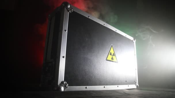 stralingsbord op zwarte doos - Video