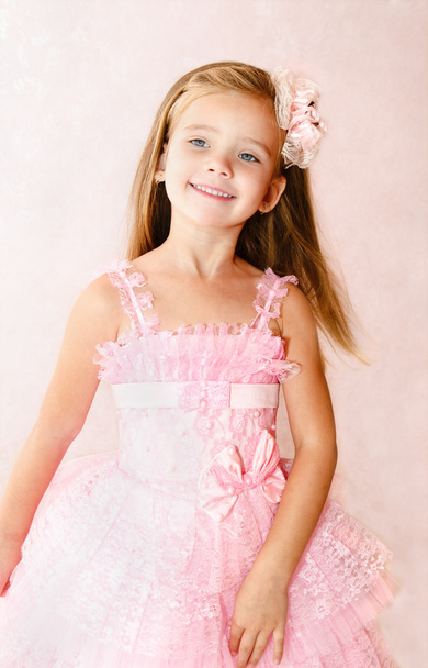 Portrait of smiling little girl in princess dress - Foto, imagen