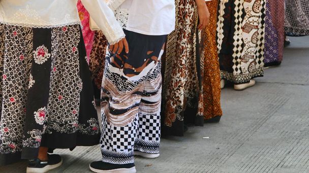  Různé motivy Batik sarongs - Fotografie, Obrázek
